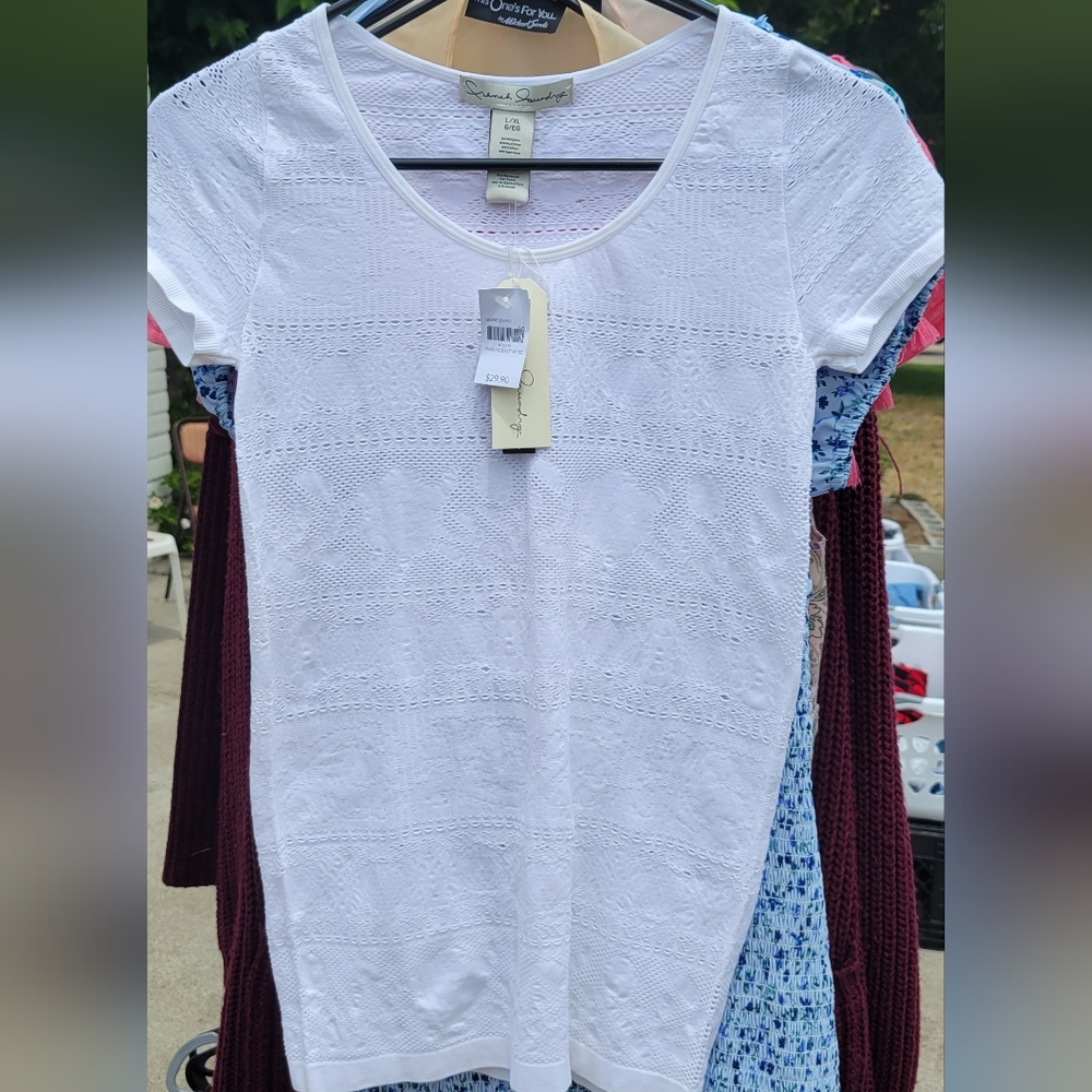 Seamless Scoop Tee